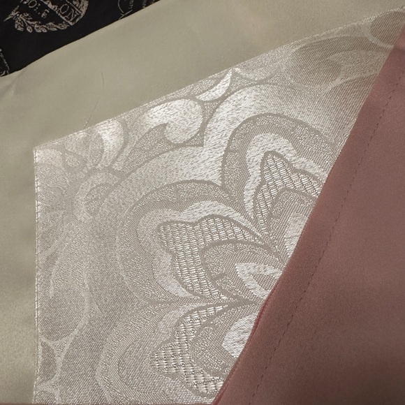 Beautiful Cushion Covers - Picture 3 of 6